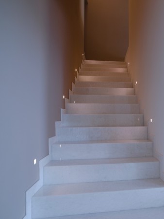 Staircases in marble granite and natural stone